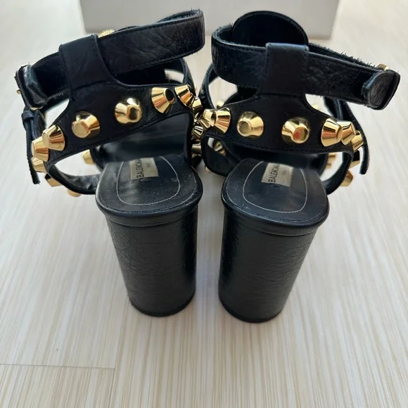 Balenciaga Women's Sandals in Black with Gold Accents - Picture 7 of 9